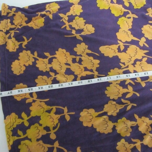 LUX Purple V-Neck Floral Top - Picture 9 of 9